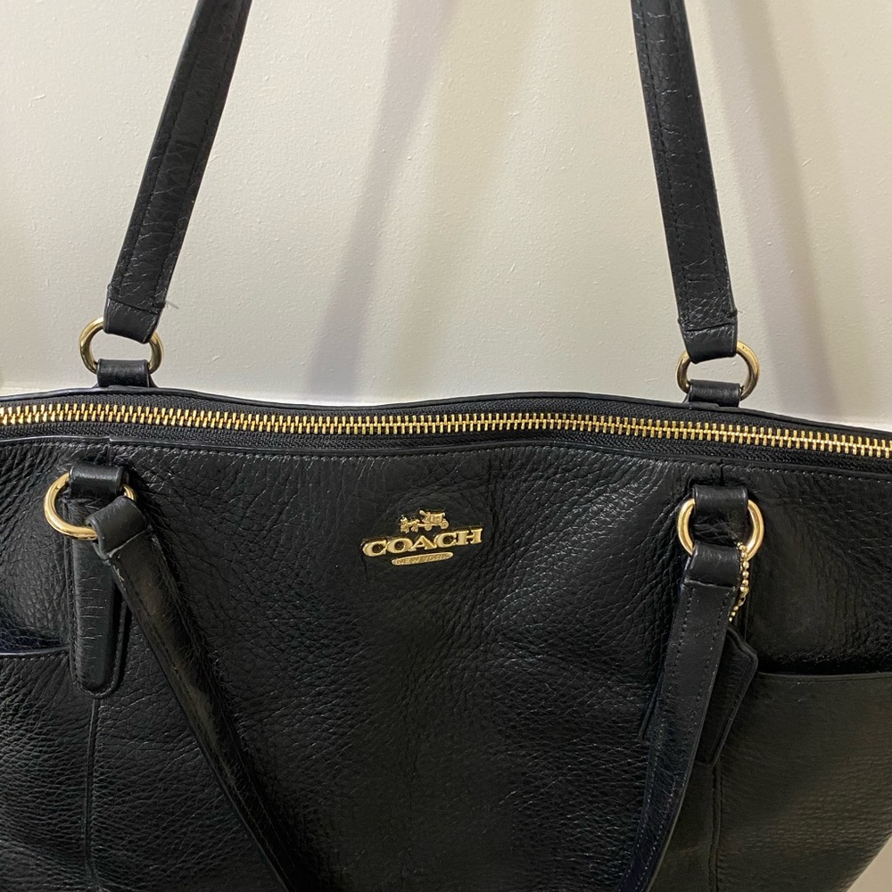 COACH-black top zip tote